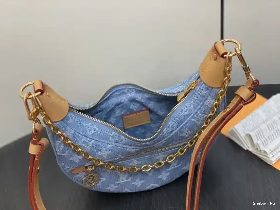 LOOP-23*13*6CM LOUIS VUITTON 0617